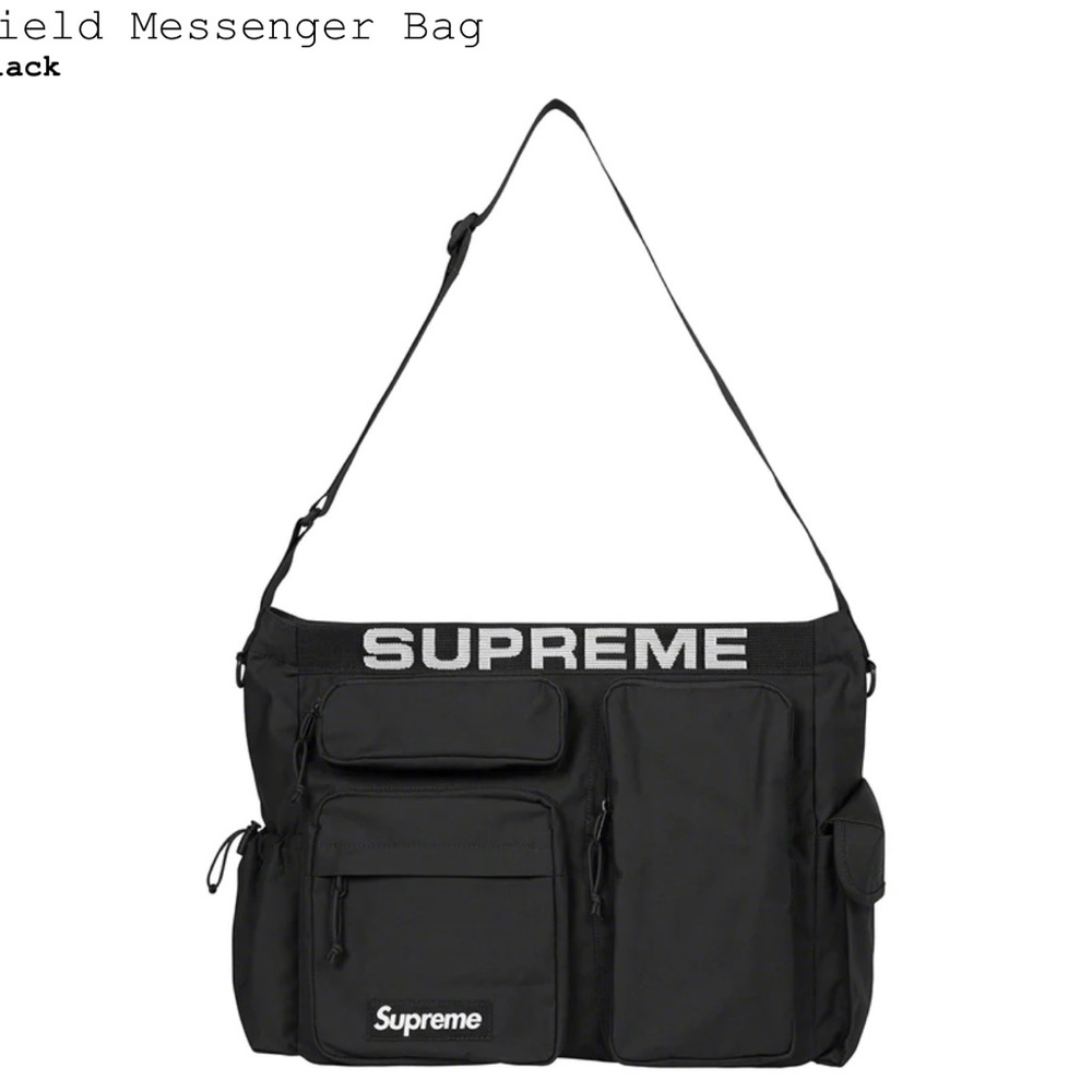 Supreme Messenger Bag in Black